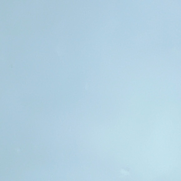 Meet your Posher, Gillian - Picture 1 of 1